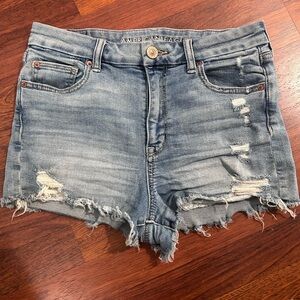American Eagle | High Waisted | Cutoff Shorts